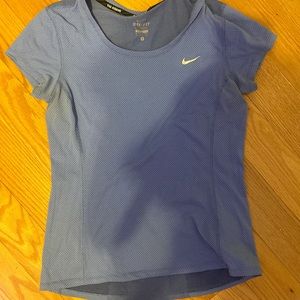 Nike dry fit short sleeve top